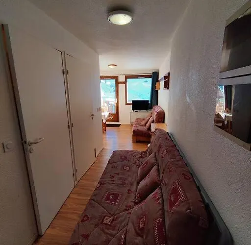 Reine Blanche By Alpinestay *